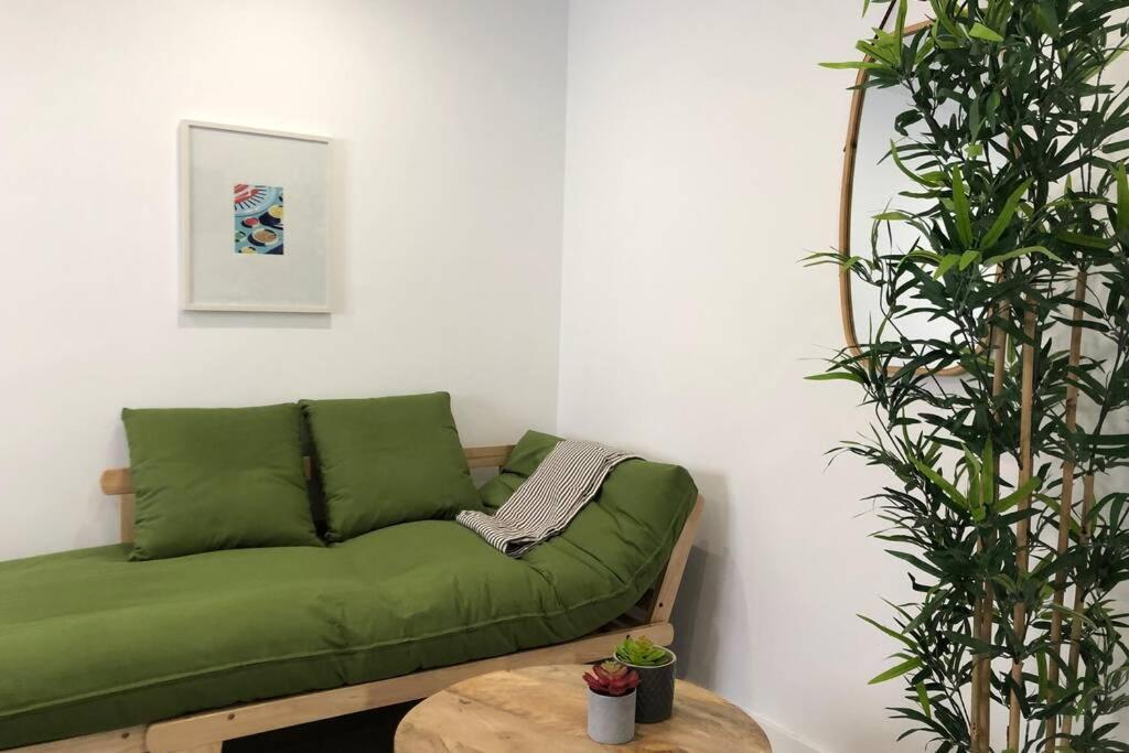 M3 Terrace. Cool Apartment 15 Min Center By Metro Esplugues de Llobregat Exterior photo