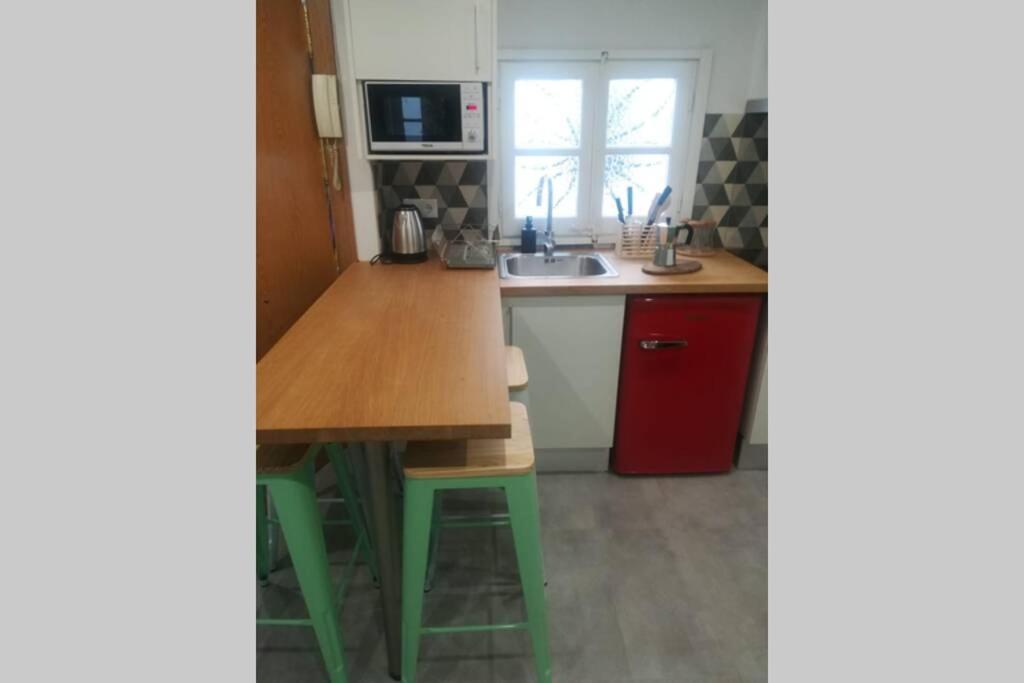 M3 Terrace. Cool Apartment 15 Min Center By Metro Esplugues de Llobregat Exterior photo